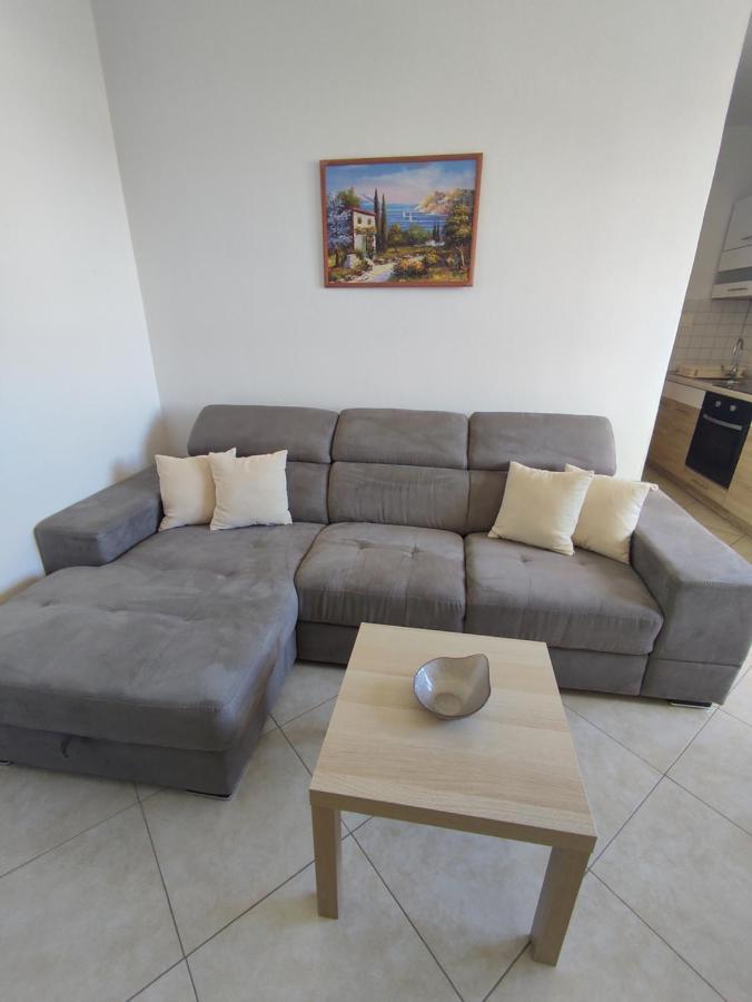 Three Lions Apartment بولا المظهر الخارجي الصورة