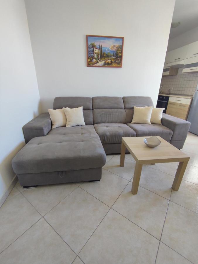 Three Lions Apartment بولا المظهر الخارجي الصورة